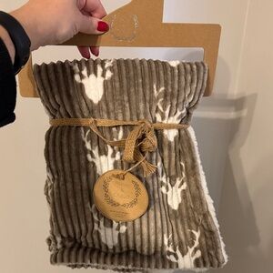 Plush Brown and White Kids Furniture Cover